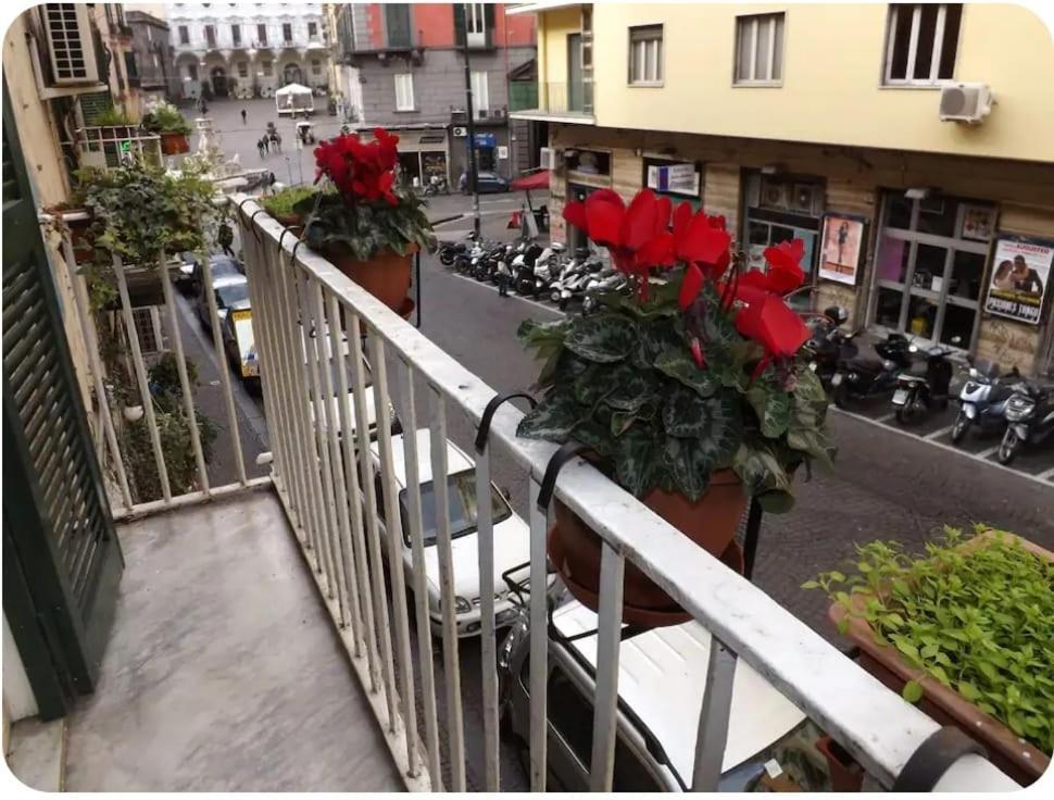 Guide Tour Apartments Naples Exterior photo