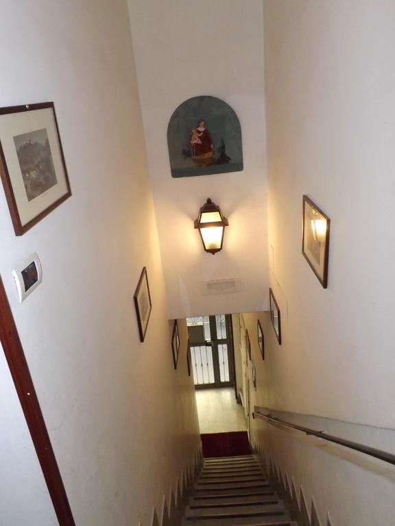 Guide Tour Apartments Naples Exterior photo